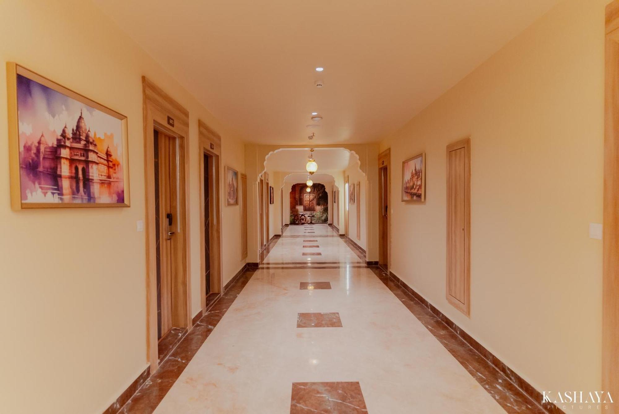 Hotel Ratan Mahal Datia Exterior foto